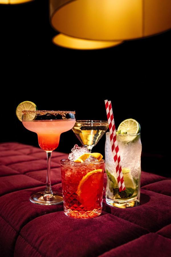 Mercure Almaty City Center エクステリア 写真