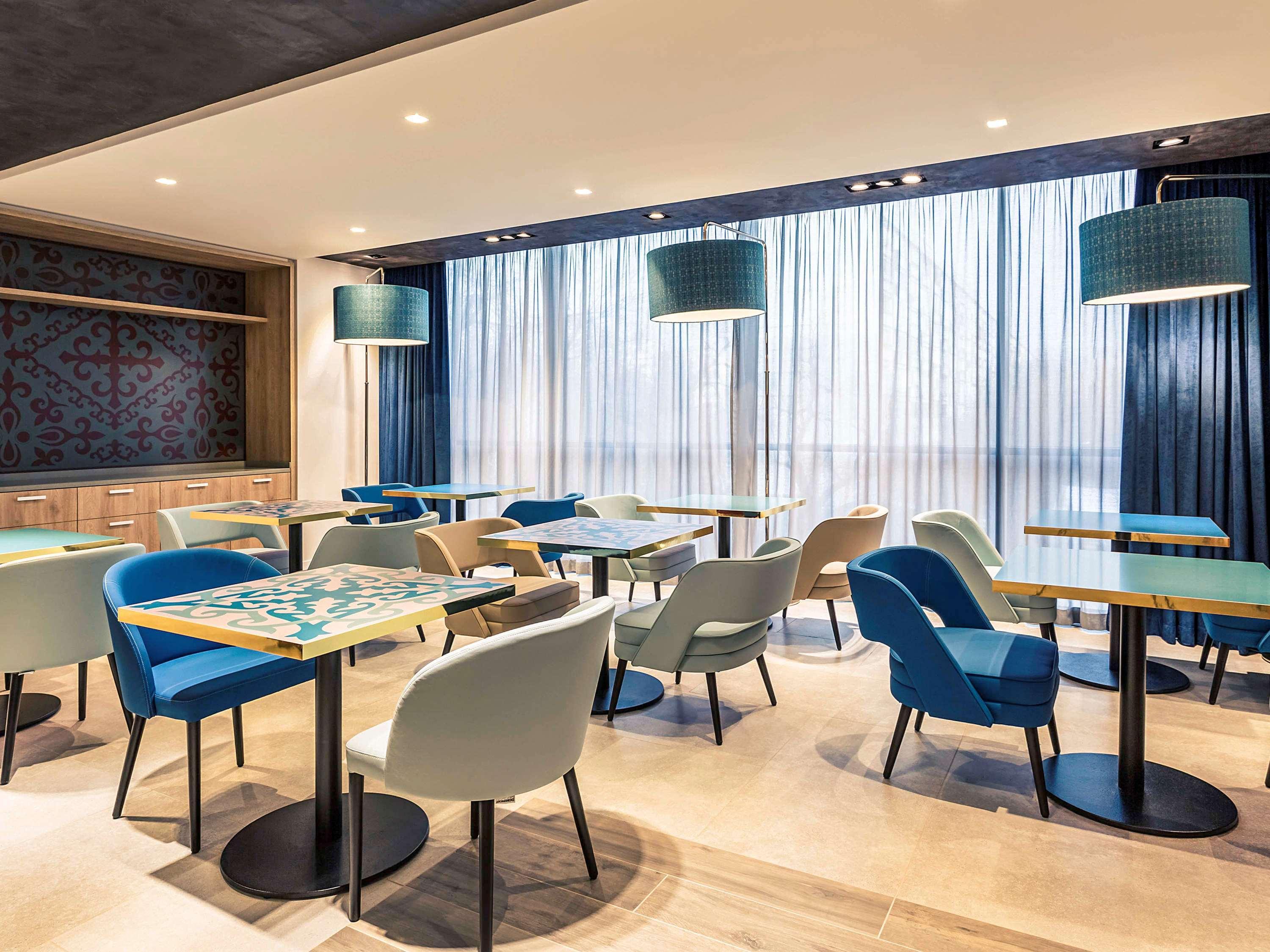 Mercure Almaty City Center エクステリア 写真