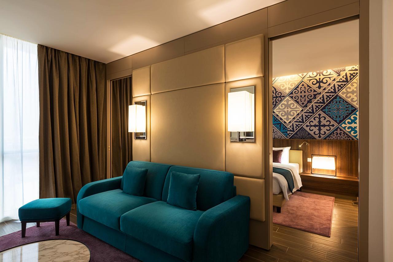 Mercure Almaty City Center エクステリア 写真